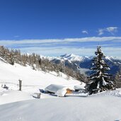 schneelandschaft bei skigebiet rosskopf