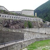 Franzensfeste Festung Aussenbereich Ueberblick